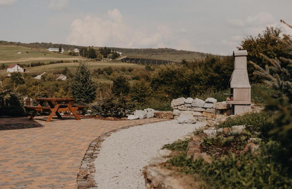 Honey Home Bistrita  Bagian luar foto