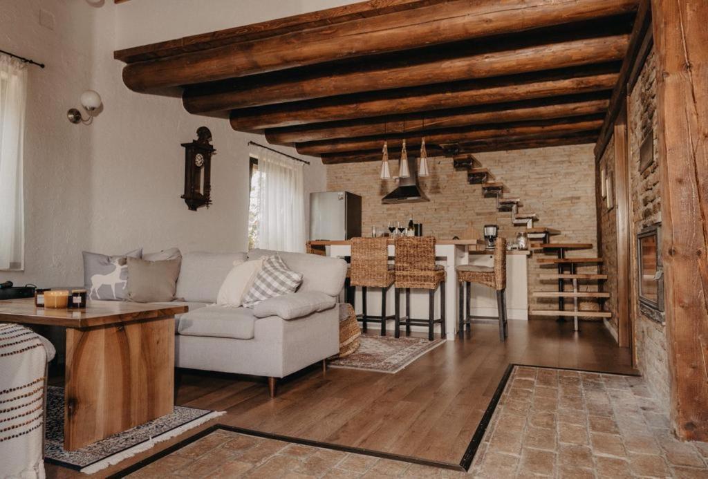 Honey Home Bistrita  Bagian luar foto