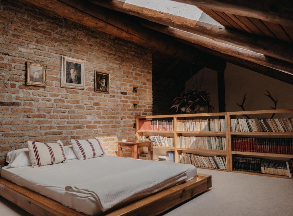 Honey Home Bistrita  Bagian luar foto