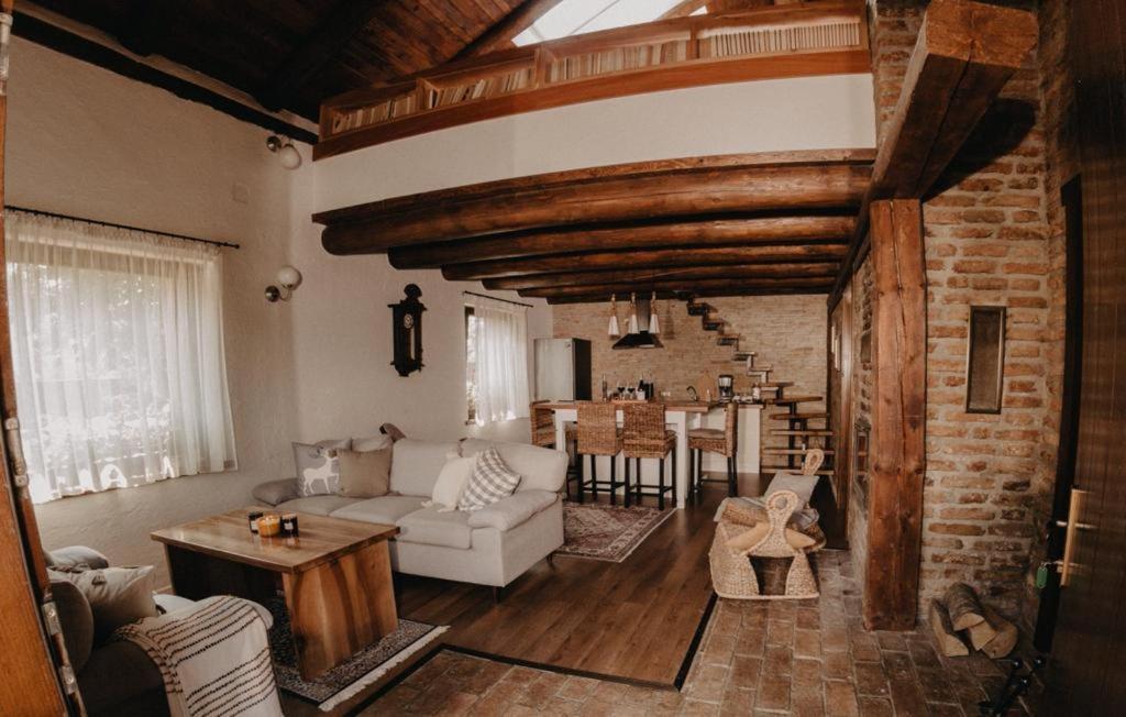 Honey Home Bistrita  Bagian luar foto