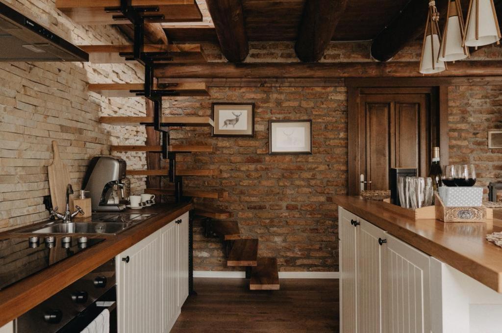 Honey Home Bistrita  Bagian luar foto